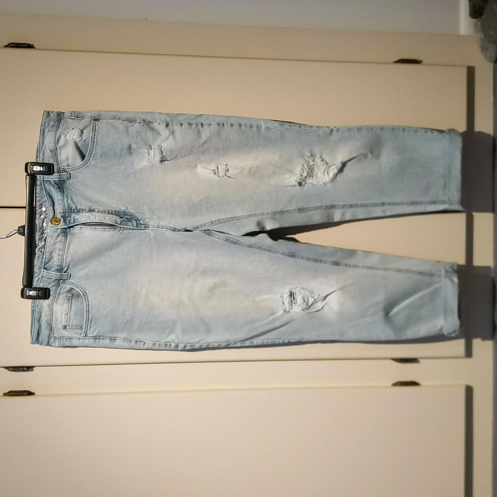 Light Wash Jeans